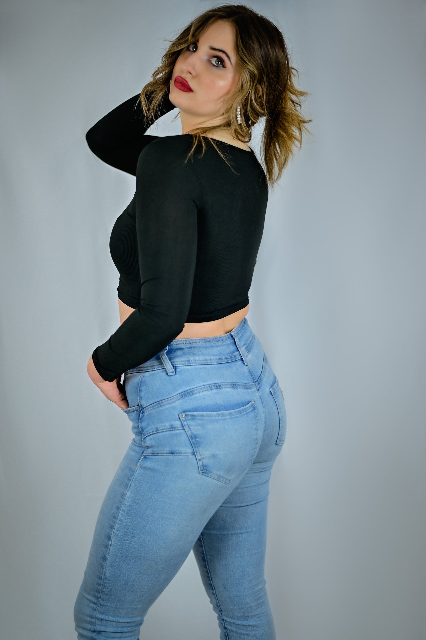 Essential Ribbed Black Crop Top